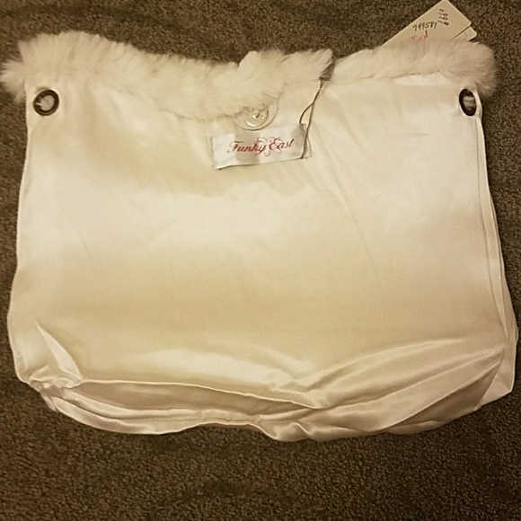 White Rabbit Fur Bag - Picture 2 of 5